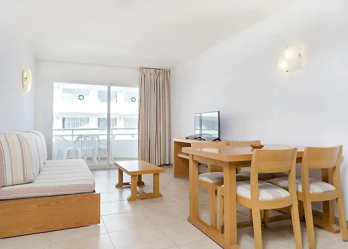 Apartamentos Mar Y Playa